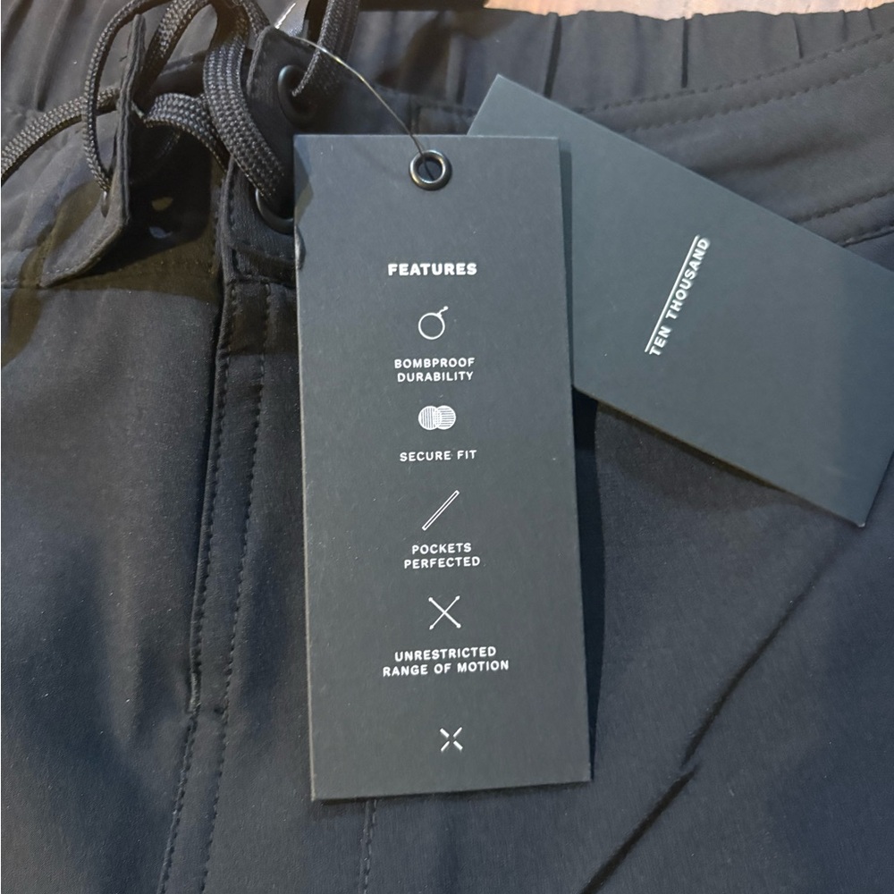Ten Thousand Shorts Foundation Workout Gym Comfort 9in Unlined Black Medium - Picture 3 of 6